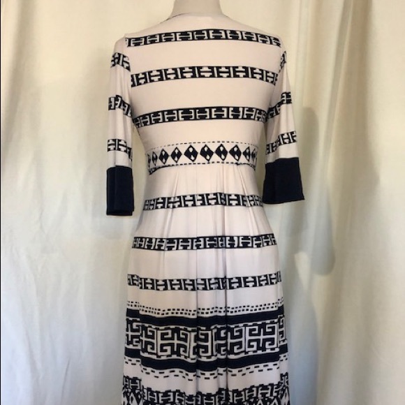 Sangria 3/4 sleeve dress 6 - Picture 2 of 7